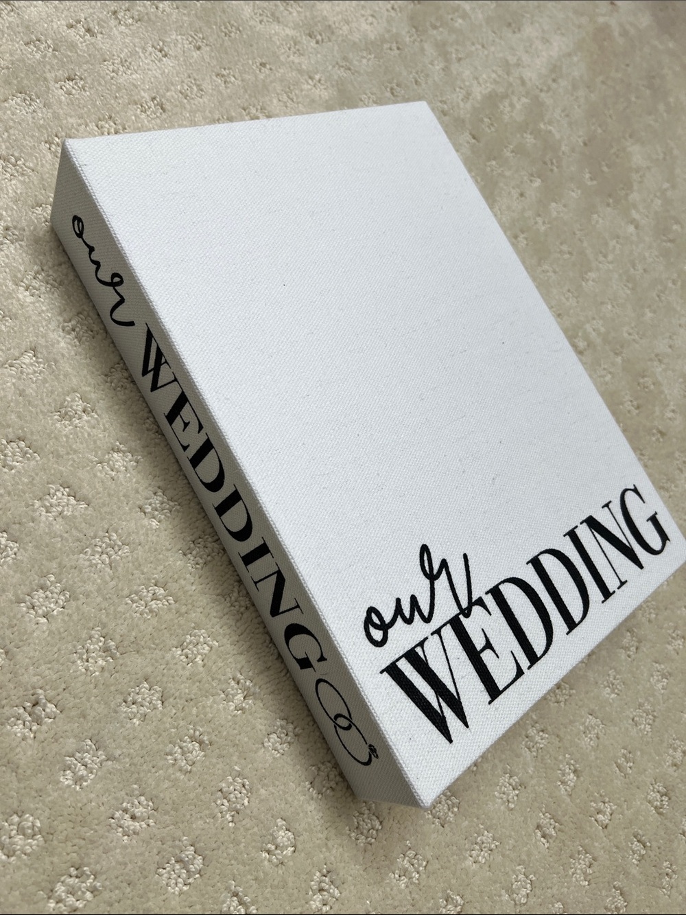 Our wedding table book